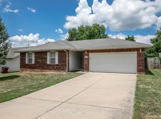 1509 W Parkview St, Ozark, MO 65721