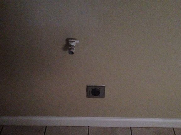 5th image of 1022 Woodbury St