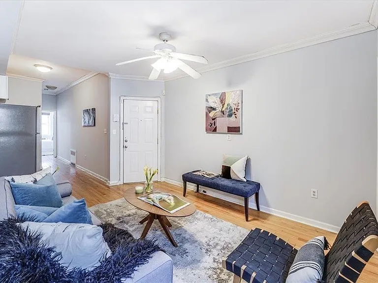 519 Willow Ave #3 — Photo 3