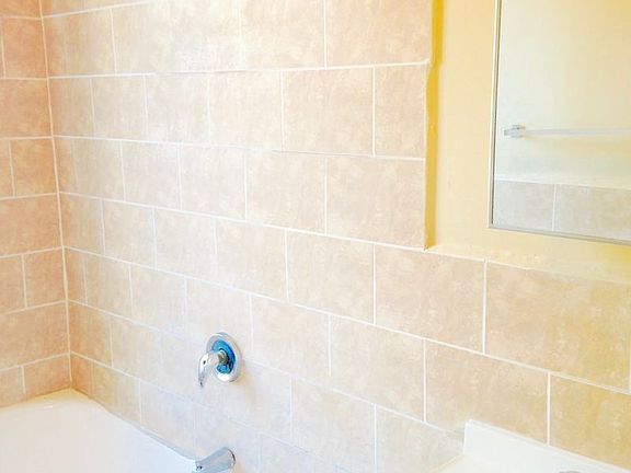 4th image of 277 Rockaway Pkwy APT 6E