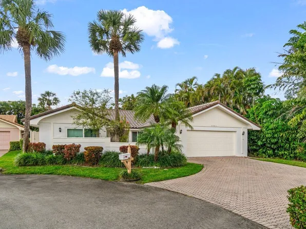 6881 Villas Drive S, Boca Raton, FL 33433