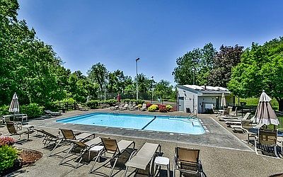 3rd image of 605 Calais Dr APT 307