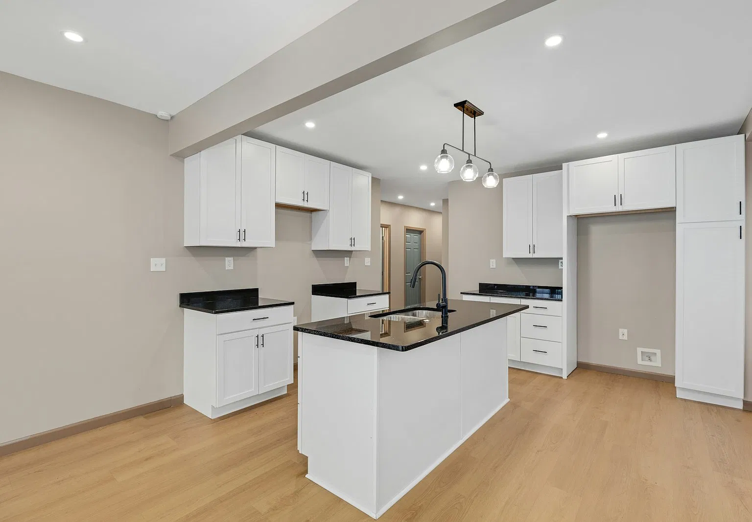 8776 Dexter Avenue, Unit A — Photo 2