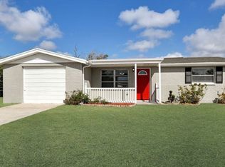 7335 Westcott Dr, Port Richey, FL 34668