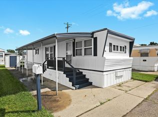 22600 Middlebelt Rd #H06, Farmington, MI 48336