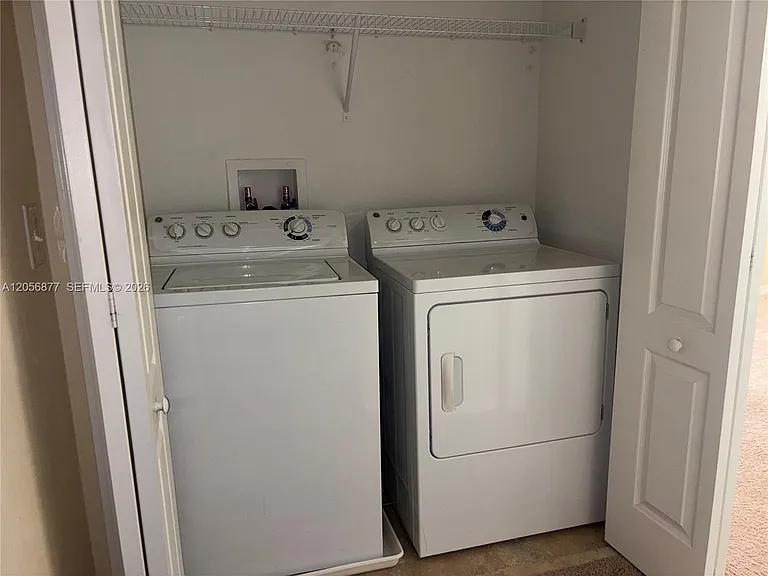 360 Carina Cir #360 — Photo 11