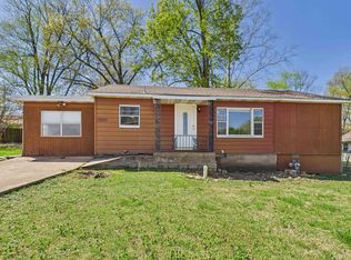 1050 S Church St, Mountain Home, AR 72653