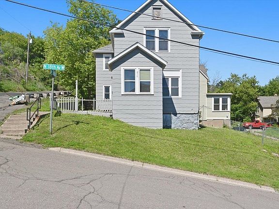 3rd image of 230 N 18th Ave W