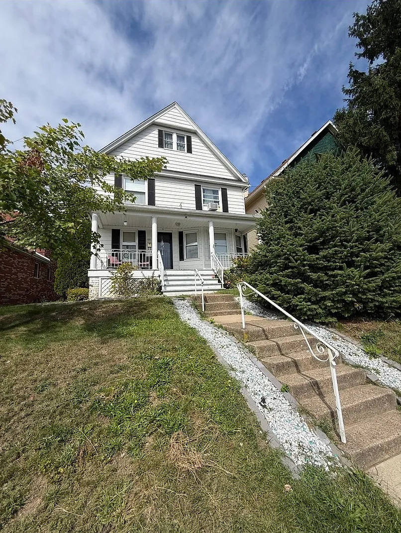 Scranton 3 Bedroom Single Family, Gas Heat, Off Street Parking — Photo 1