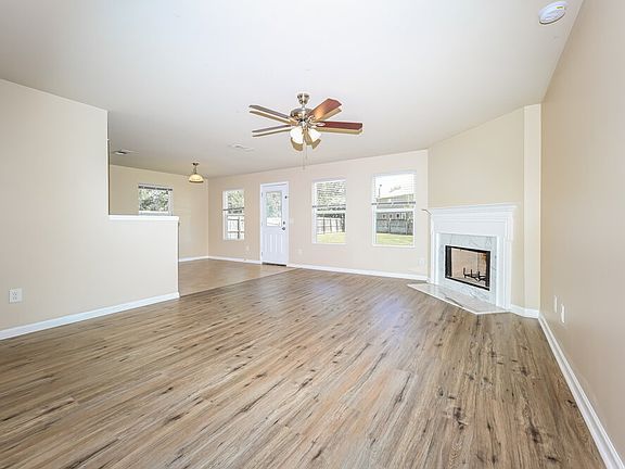 5th image of 212 Elderberry Way