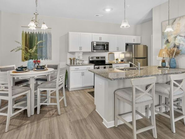 1005 Sonoran Cir #12203