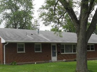 315 Carol Ln, Englewood, OH