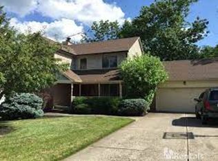 901 Surrey Trl, Cincinnati, OH 45245