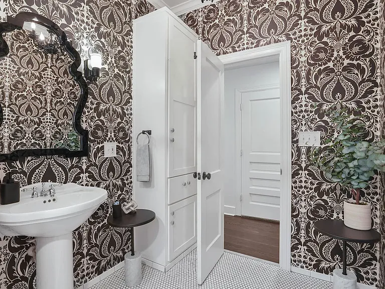 1802 Brackenridge St — Photo 22