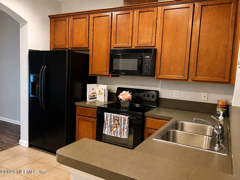 6150 High Tide Blvd — Photo 6