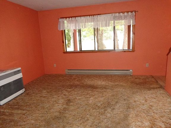 3rd image of 248 Sierra Way