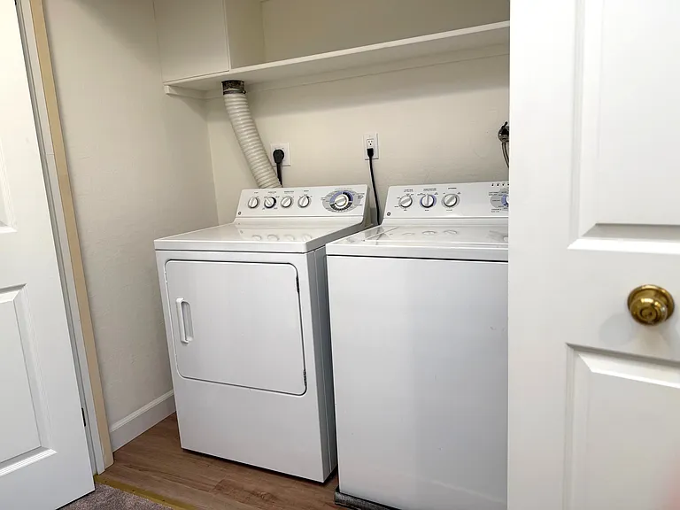 1225 Oak Grove Ave #2 — Photo 20