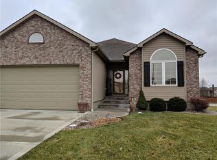 11233 N Randolph Ave, Kansas City, MO 64157