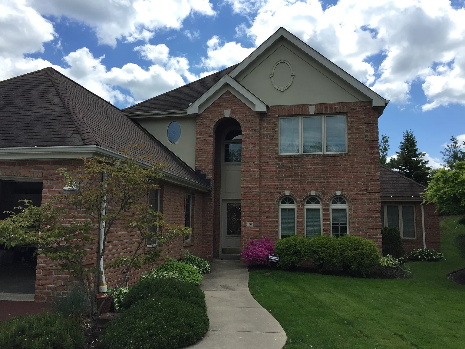 107 Prestonwood Ln photo 1