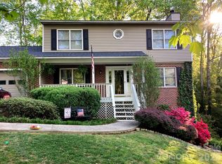 46 Foxberry Dr, Arden, NC 28704