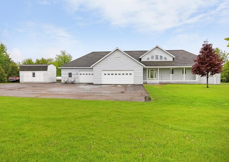 1st image of 45494 Linda Ln