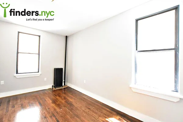Rented by Clove Realty LLC | media 23