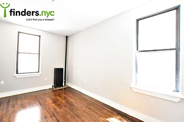 Rented by Clove Realty LLC