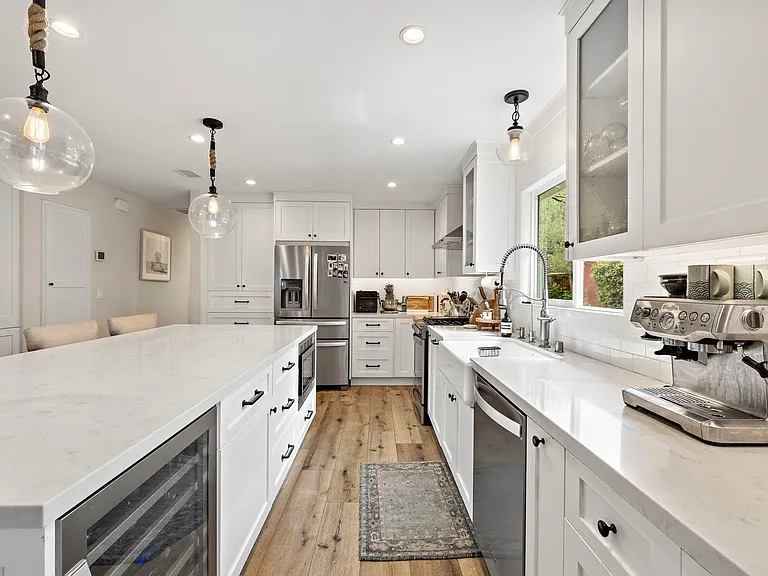 111 Avenida San Fernando — Photo 11