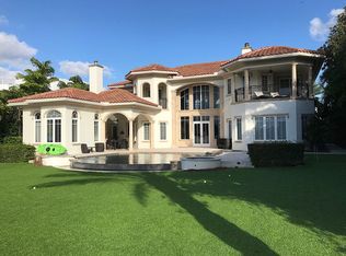 521 NE Spanish Trl, Boca Raton, FL 33432