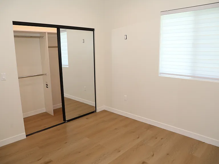 16451 Los Alimos St — Photo 17