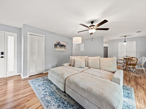 2nd image of 7910 Timbercreek Ln APT D