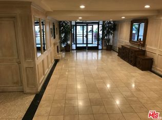 216 S Rexford Dr APT 202, Beverly Hills, CA 90212