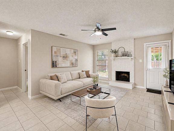 5th image of 2311 Burleson Rd #A-b