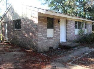 1404 W Lincoln Ave, Albany, GA 31707