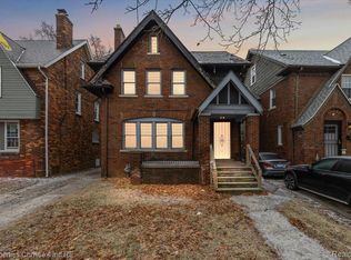 16541 Parkside St, Detroit, MI 48221