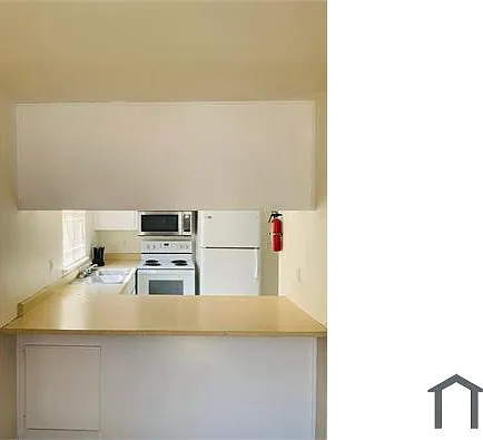 4781 N Polk Ave — Photo 2