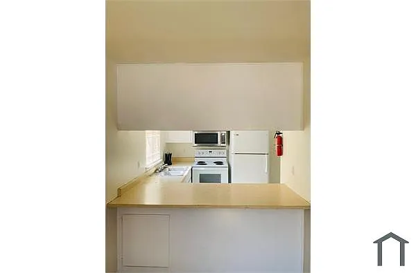 Building Photo - 4781 N Polk Ave