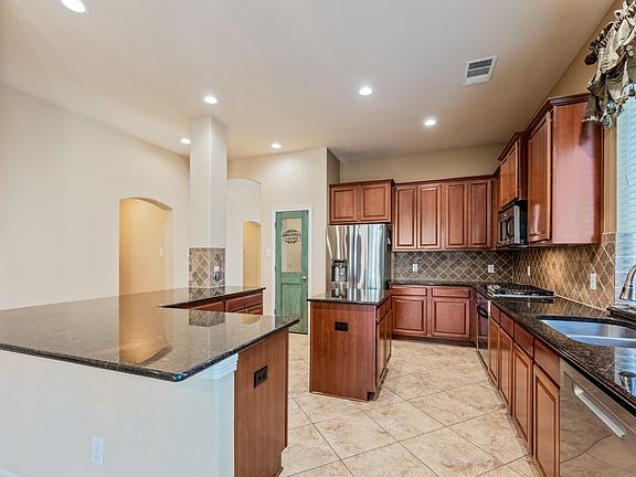 3rd image of 20804 Windmill Ridge St
