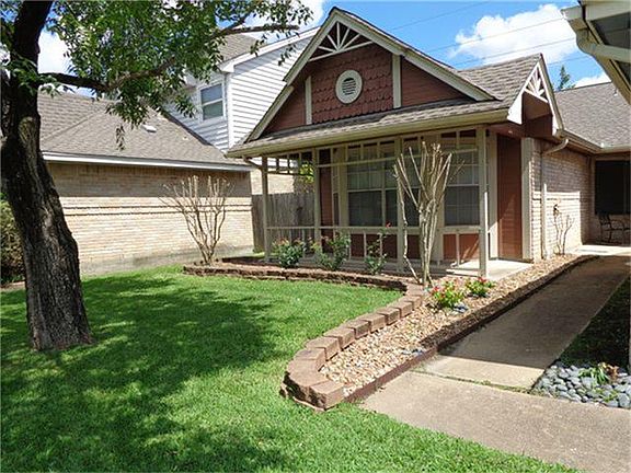 2nd image of 12822 Ashford Brook Dr