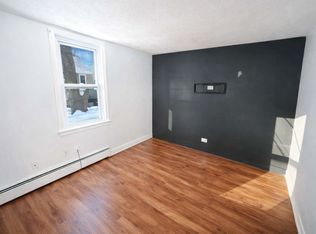 31 Mansfield St #1, Bethel, CT 06801