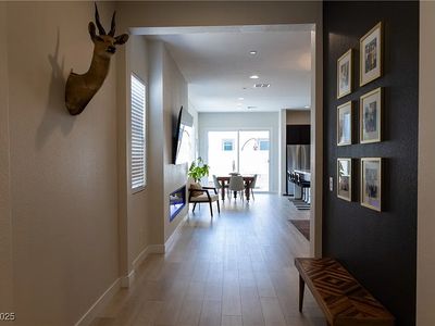 862 Silverton Springs St, Henderson, NV, 89011