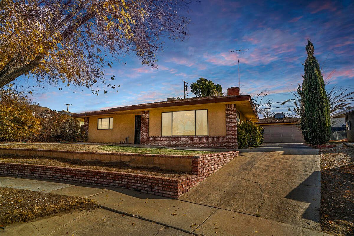 44830 Raysack Ave, Lancaster, CA 93535 Zillow