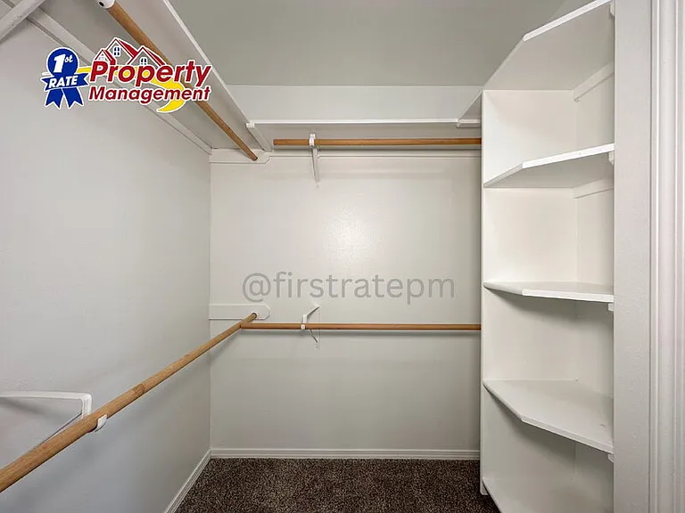 5843 W Clearview Ln #202 — Photo 13