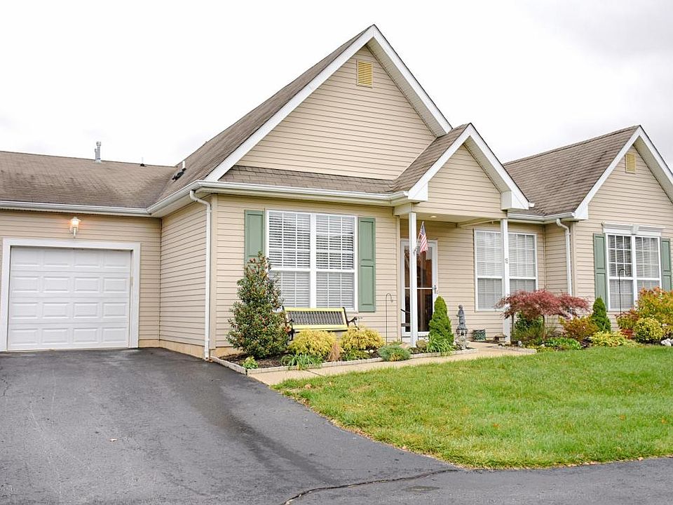 1st image of 18 Deerchase Ln #100A