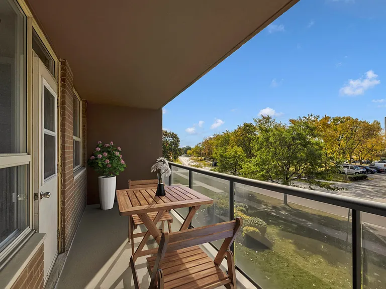 1750 Bloor St — Photo 10