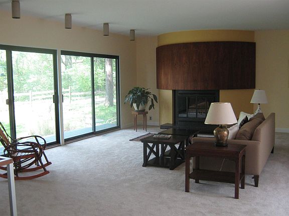 4th image of 3626 W Huron River Dr