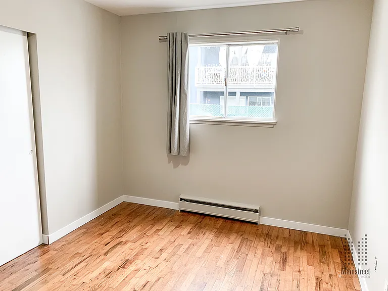 1846 England Ave — Photo 6