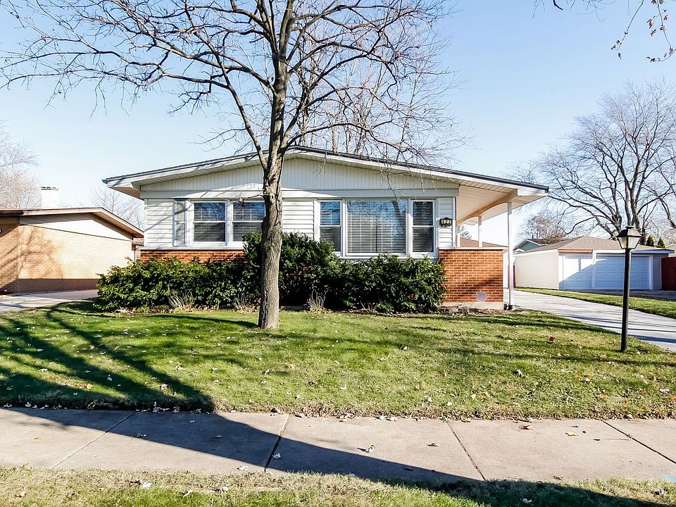 1st image of 423 N Park Dr