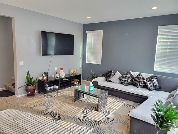 4th image of 24153 Lavender Dr