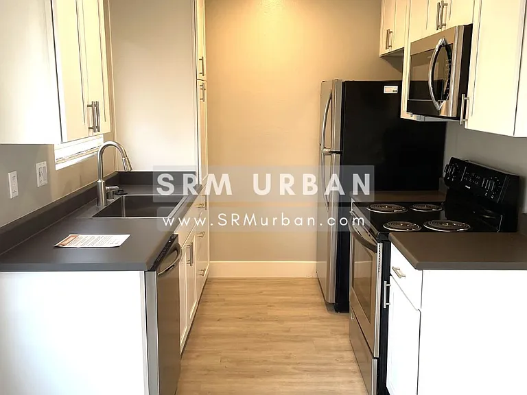 4146 Swift Ave #9 — Photo 2